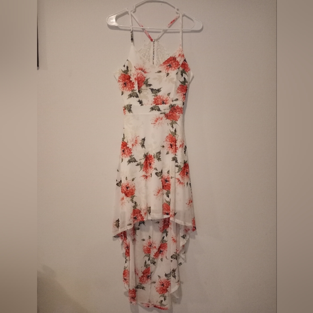 No Boundaries High-Low White Floral Sun Dress
